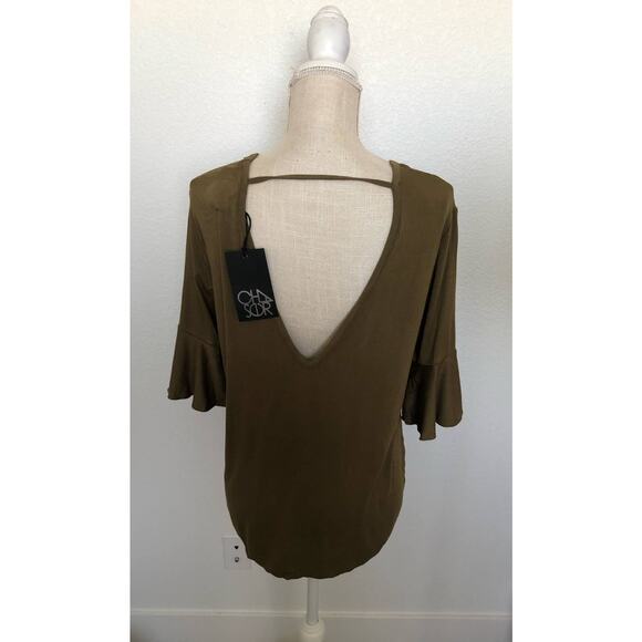 Chaser Sage Green 3/4 Bell Sleeve Double V Top - M - Picture 6 of 7